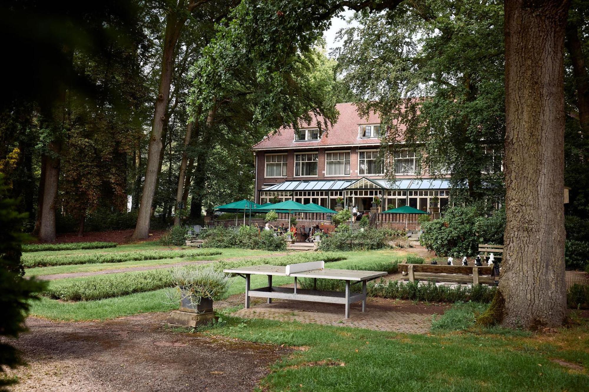 ホテル Landgoed Ehzerwold アルメン エクステリア 写真